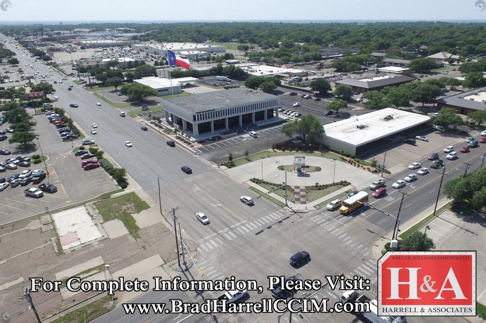 1512 Lake Air Dr, Waco, TX 76710